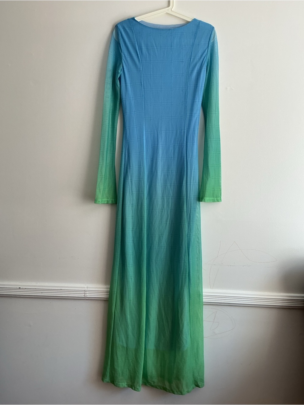 Cider Blue to Green Ombre Long-Sleeve Maxi Dress
